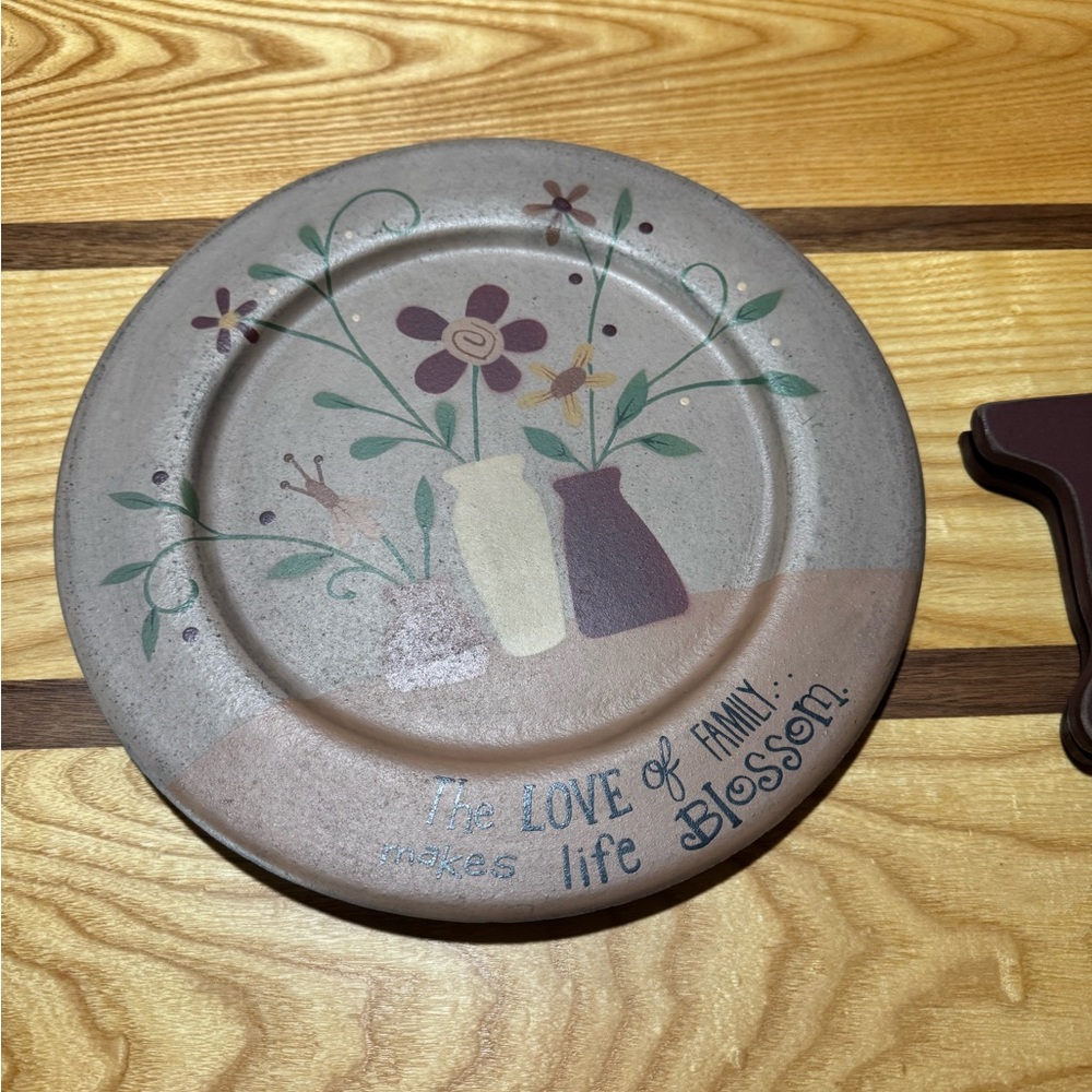 Hearthside Home Decor- Floral Decorative Plate